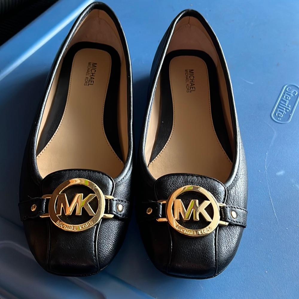 New Michael Kors flats